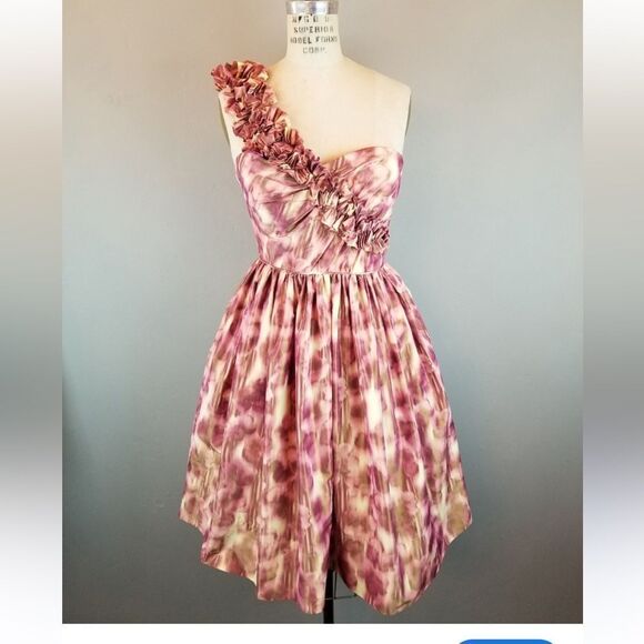Maggy London One shoulder Ruffle  full pink print dress 2 - Picture 1 of 10